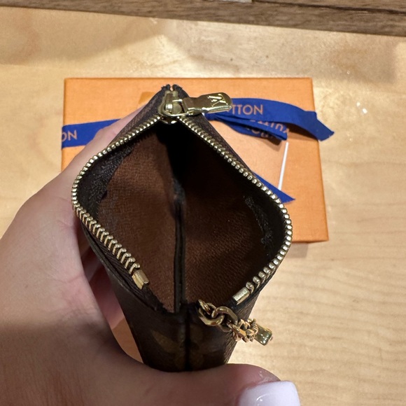 Louis Vuitton coin purse 100% authentic - Picture 4 of 12